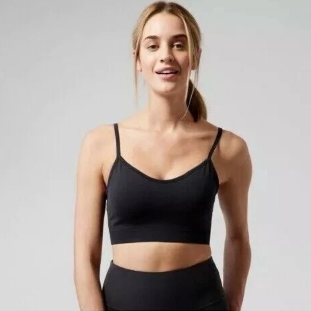 Athleta Renew Bra DDD Sports Athletic // Black